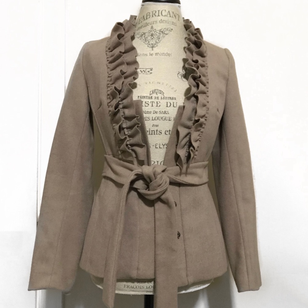 H&M ruffled coat sz 4.
